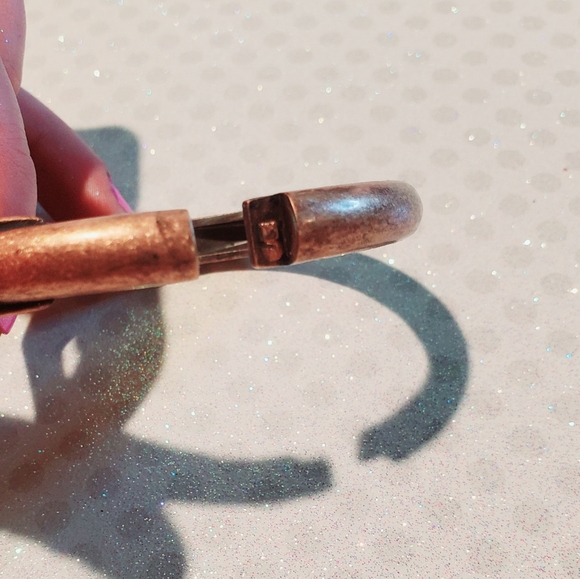 Vintage side Cuff snap Bracelet - Picture 6 of 7